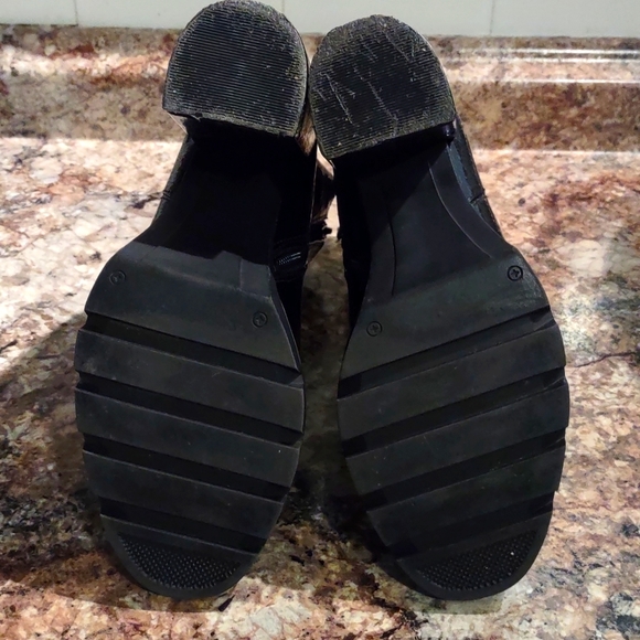 Steve Madden Vintage Patent Leather Ankle Boots - Picture 6 of 10